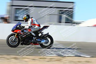 media/Jan-09-2022-SoCal Trackdays (Sun) [[2b1fec8404]]/Front Straight Speed Shots (1pm)/